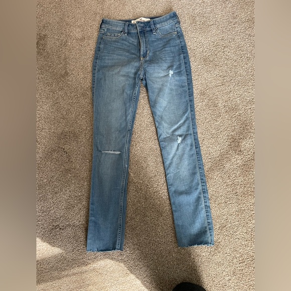 Hollister high rise super skinny jeans - Picture 1 of 3